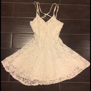 American Eagle cream summer lace dress